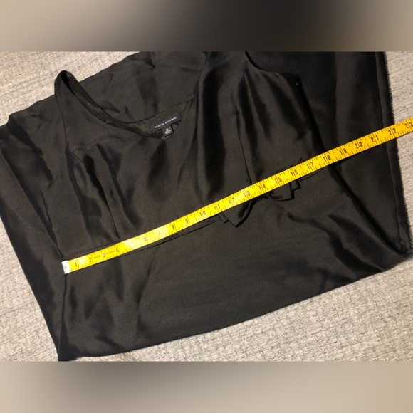 Banana Republic Women’s Black Silk Dress 16 - Picture 5 of 10
